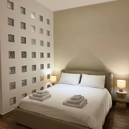 Residenza Visconti * باري